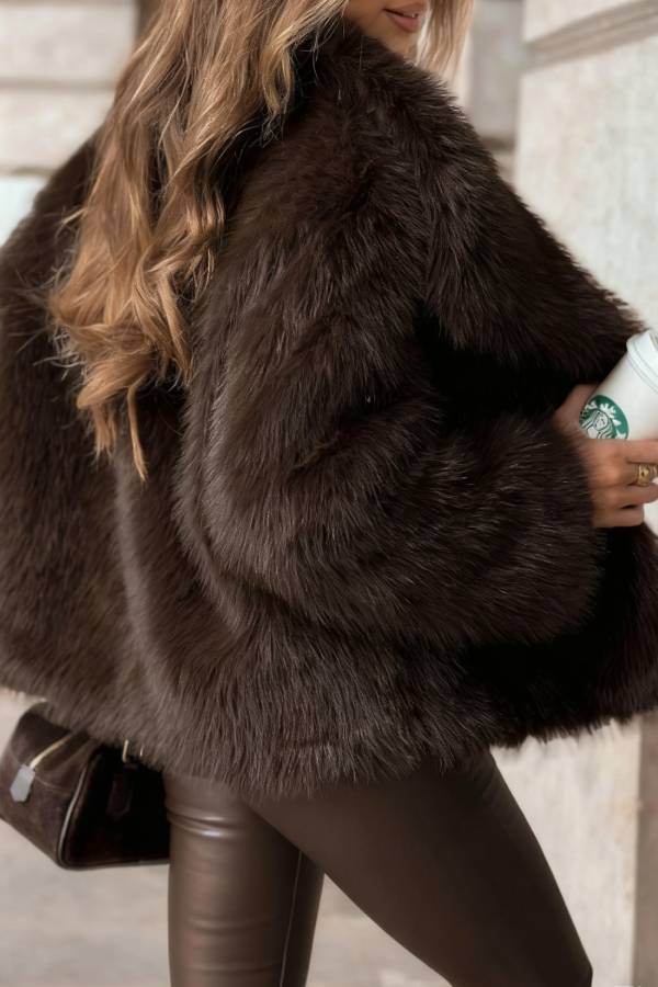 Short Bear Elegance fur coat