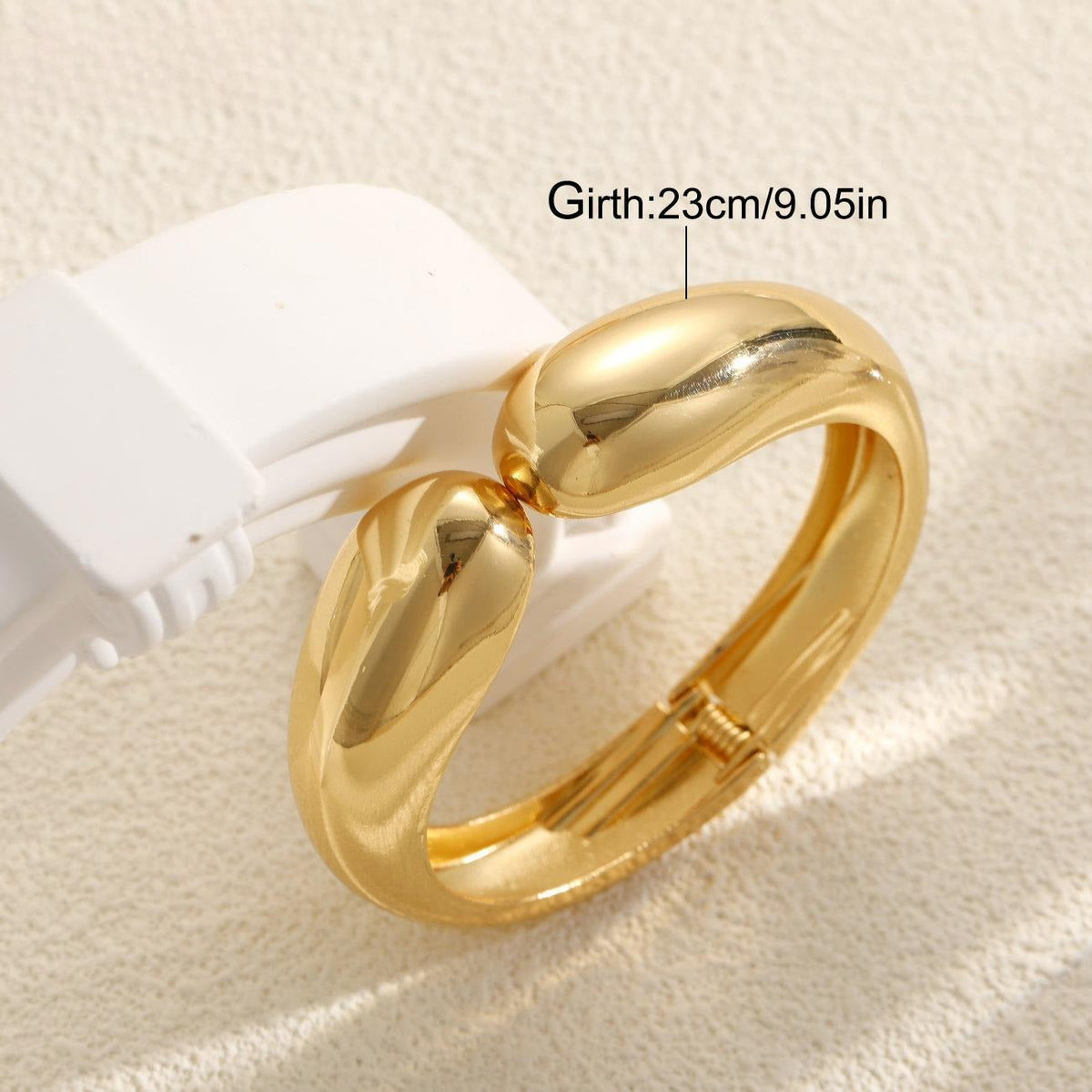 Polished Alloy Teardrop Coil Open Cuff Bracelet