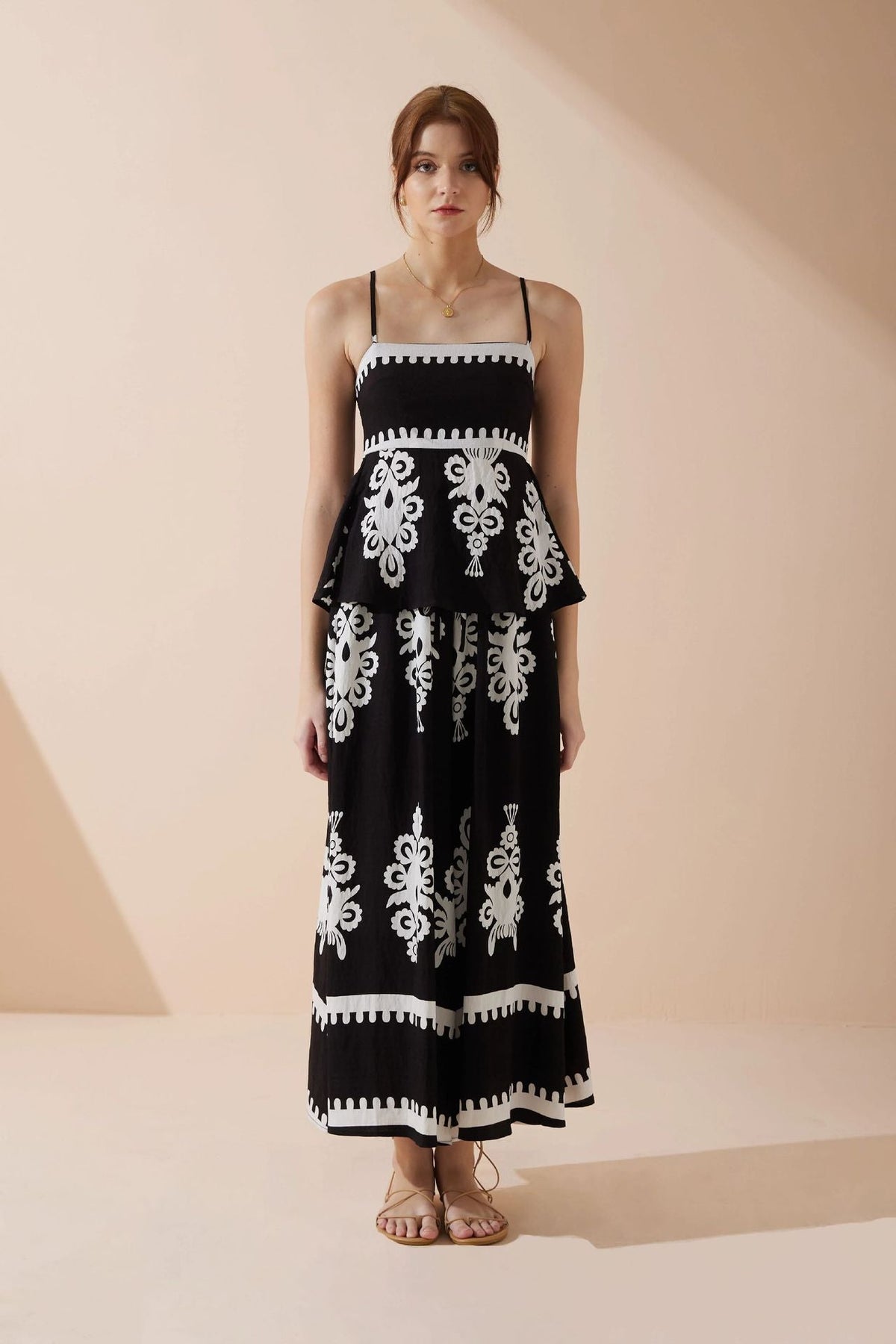 Summer Ethnic Slim Fit Backless Suspender Two Piece Sets
