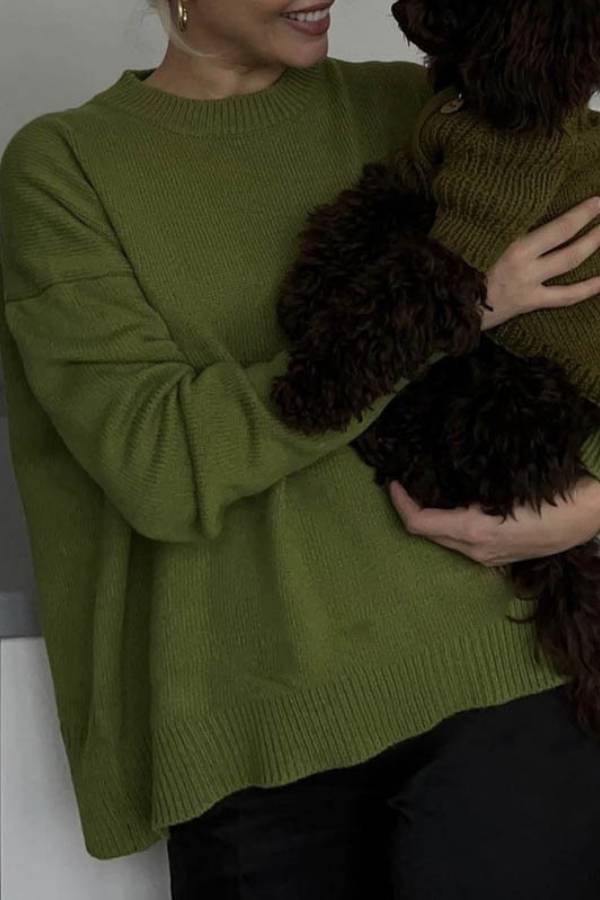 Loose-fitting casual long-sleeved top