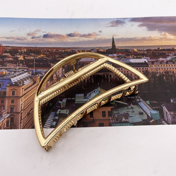 Gold Tone Round Openwork Hair Claw