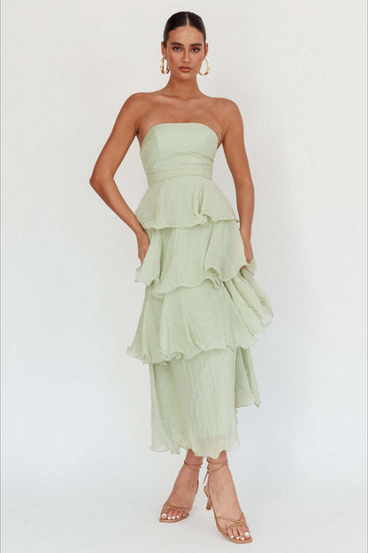 Sexy Slim Fit Strapless Backless Ruffled Prom Dress