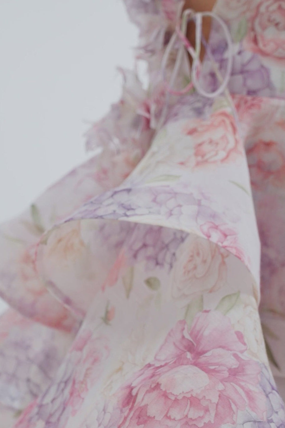 V Neck Backless Strap Slim Floral Dress