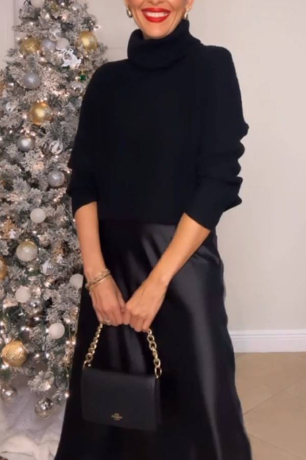 High-neck loose knit sweater