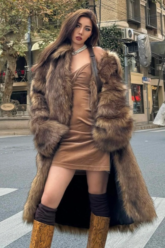 Chic Eco Fur Thick Warm Fox-Like Plush Overcoat
