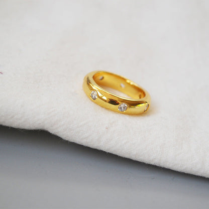 Polished Brass 18K Gold Zirconia Index Ring