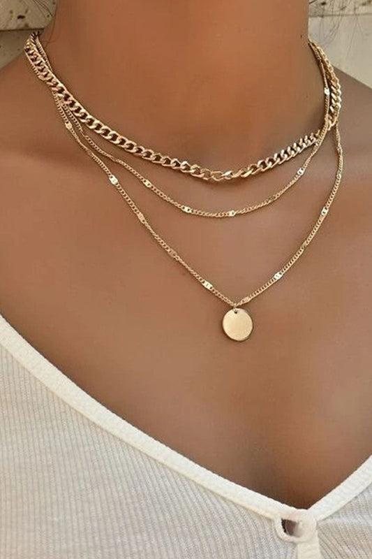 Accesorios Sencillos de Moda: Collares Lisos