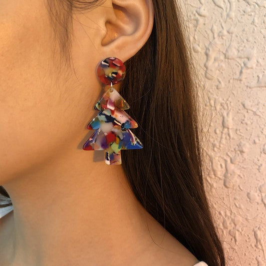 Pendientes de patchwork de árbol de Navidad geométricos informales