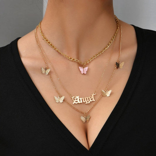 Collares con Cadenas y Parches de Mariposas Informales
