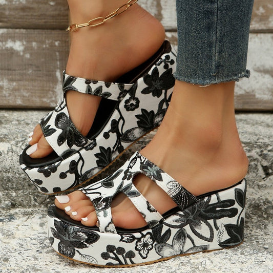 Zapatos casuales de cuña cómodos para exteriores con estampado calado y retales (altura del tacón 6 cm)