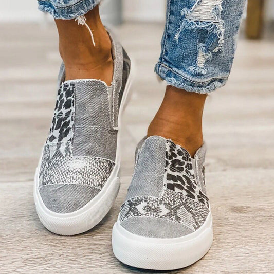 Zapatos planos casuales con estampado de retales para exteriores