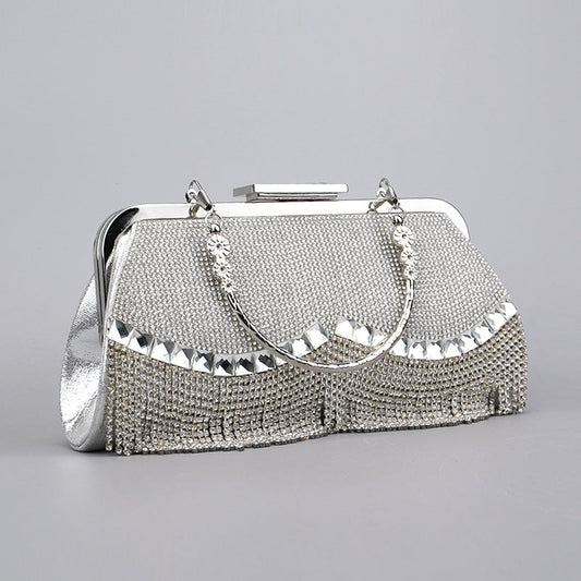 Bolsos con parches de borlas estilo callejero