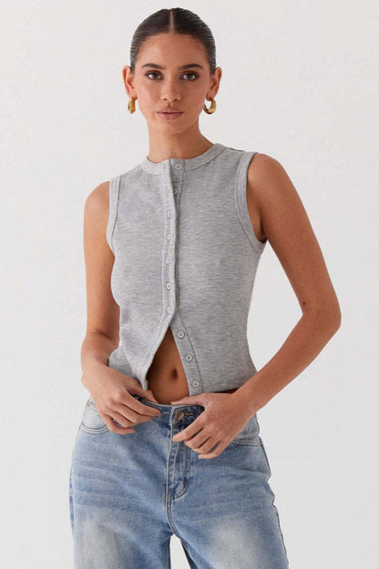 Sleeveless Slim Fit Knit Top