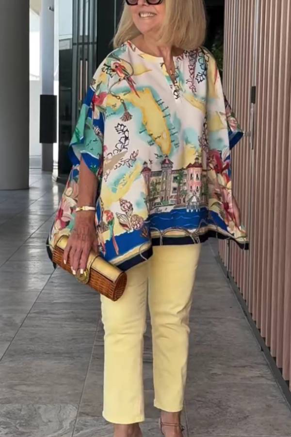 Vacation-Style Printed Batwing Sleeve Top