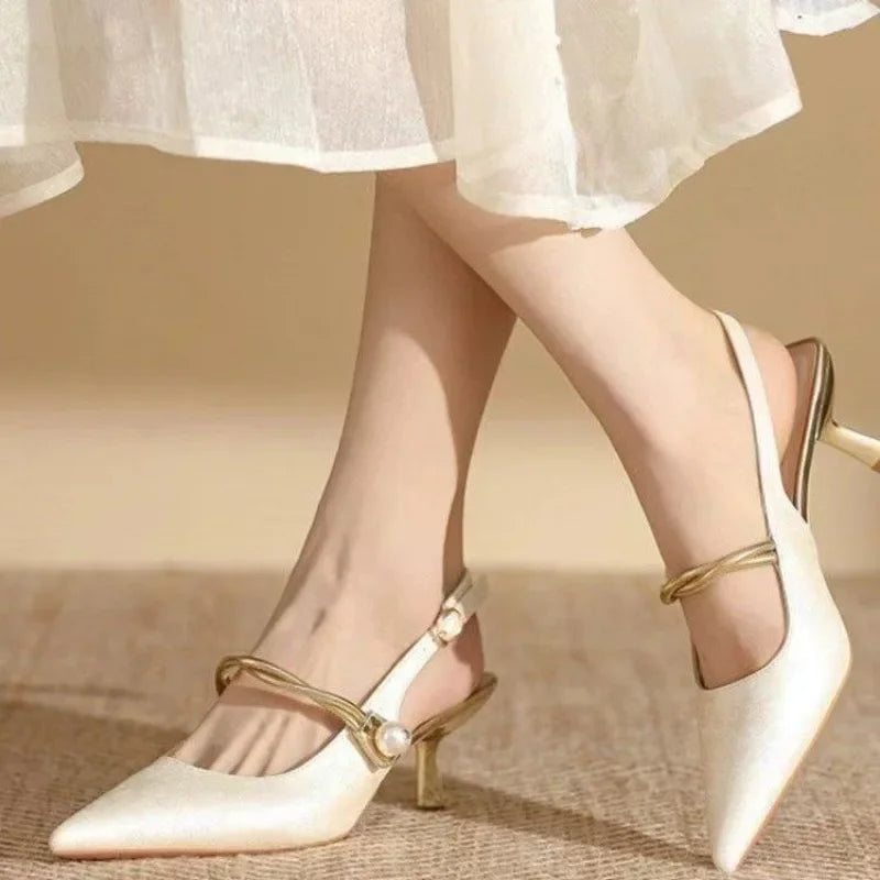 New Summer Fashion Pointed Toe Pearl High Banquet Women Low Heel Pumps