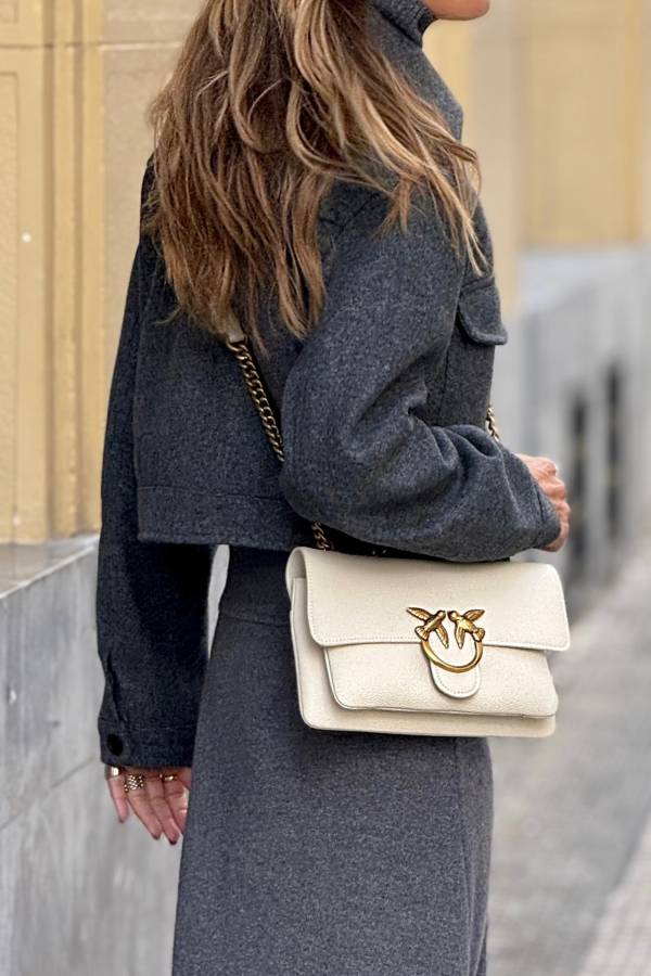 Short wool jacket with work pockets