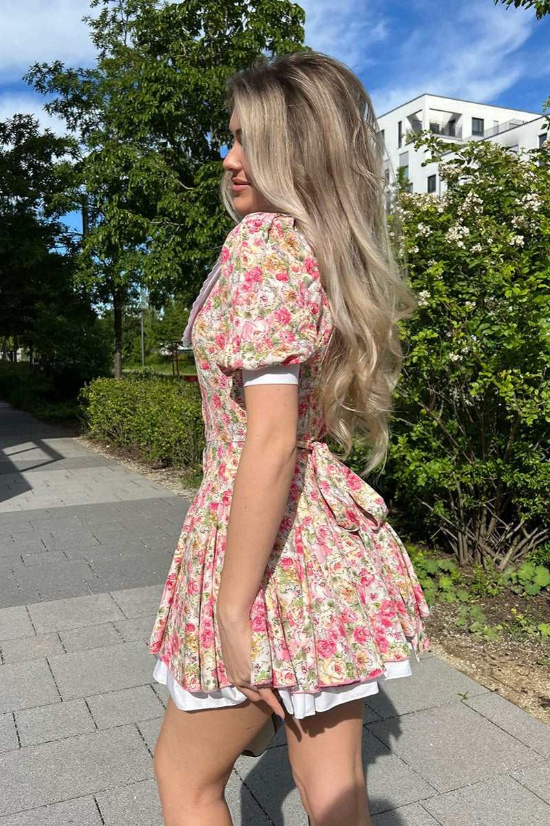 Doll Collar Puff Sleeve Mini Floral Dress
