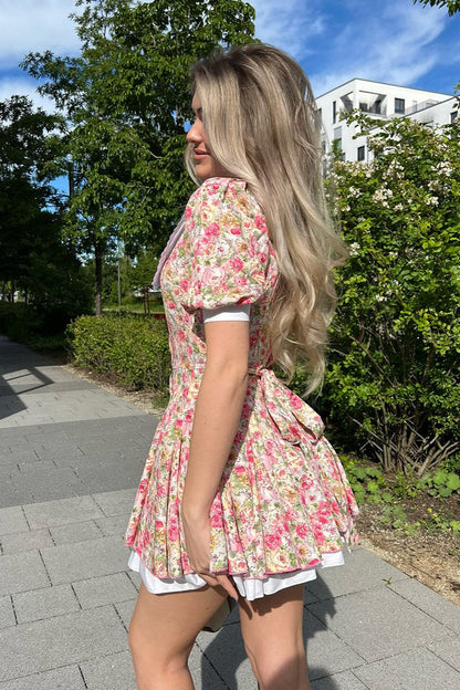 Doll Collar Puff Sleeve Mini Floral Dress