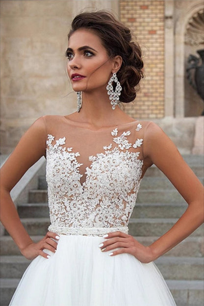 Elegant Minimalist Lace Wedding Dress