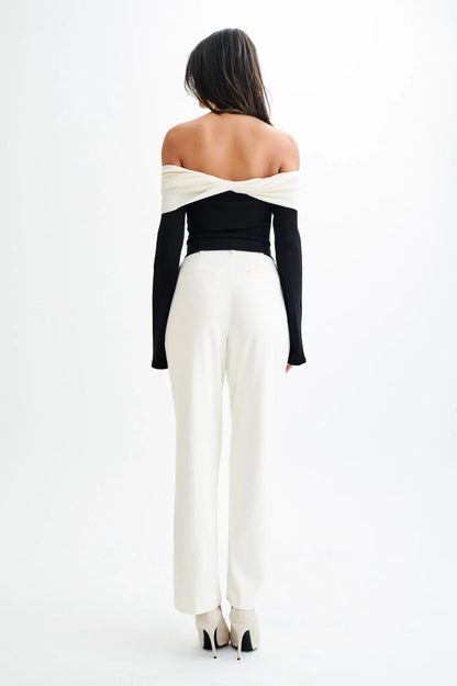 Elegant Off Shoulder Knit Sweater