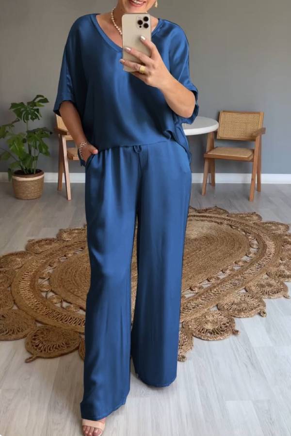Solid color mercerized V-neck casual suit