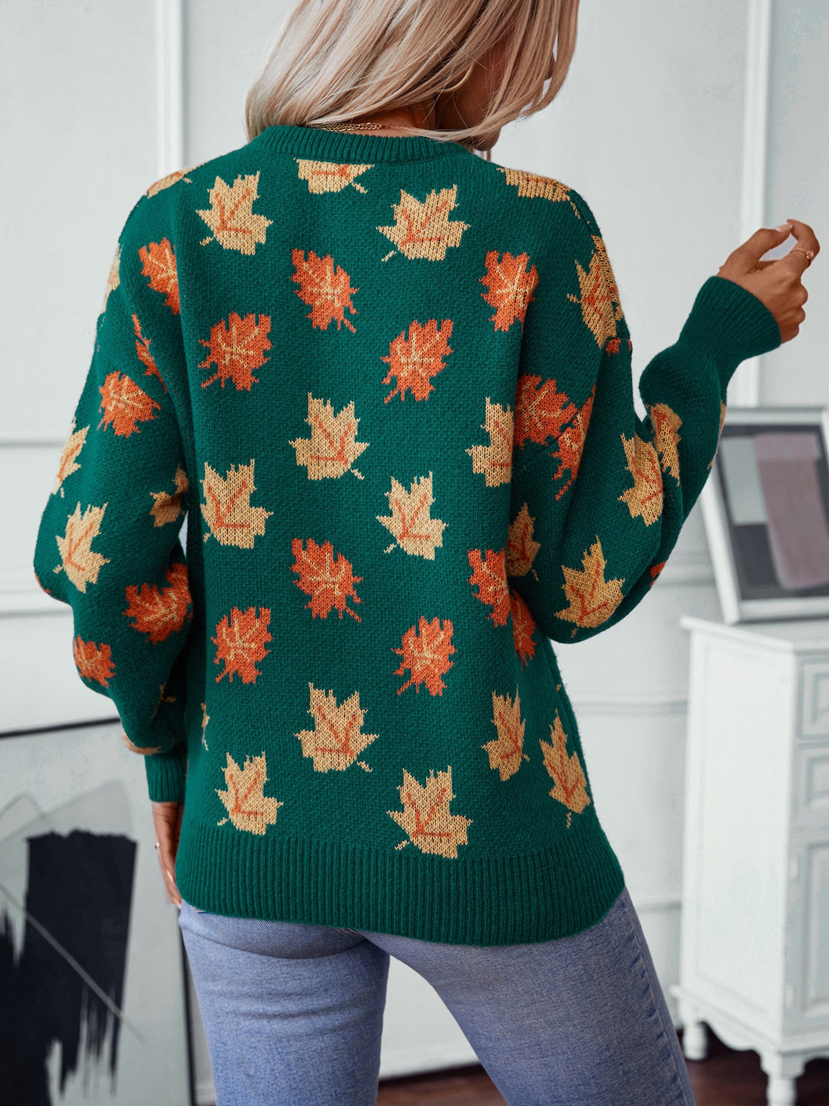 Maple Leaf Pattern Jacquard Casual Pullover Sweater for Women