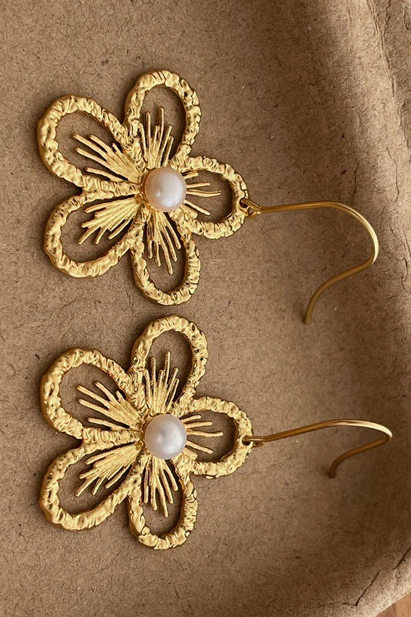 Pearl Openwork Flower Earrings