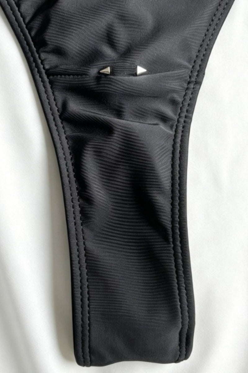 Solid Underwire Slim Fit One Piece Swimwear