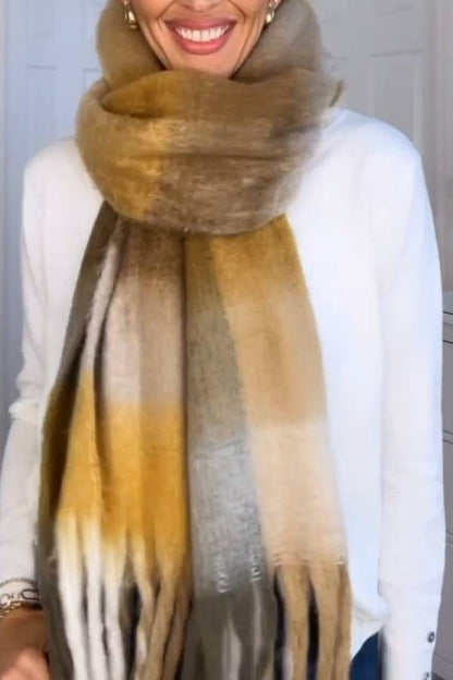 Color-blocked Plaid Tassel Scarf