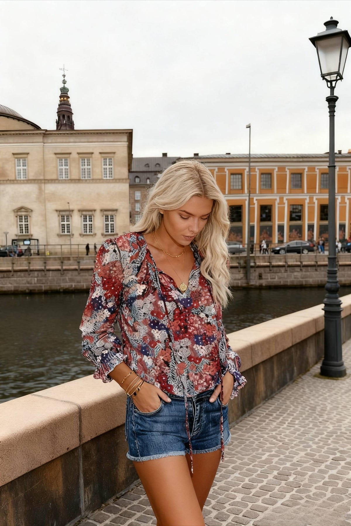 V-Neck Flowered Women's Bohemian Dokotoo Top