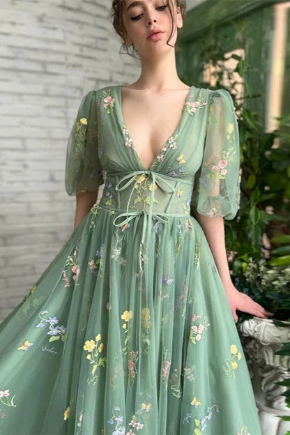 Floral Applique Ball Gown Prom Dress
