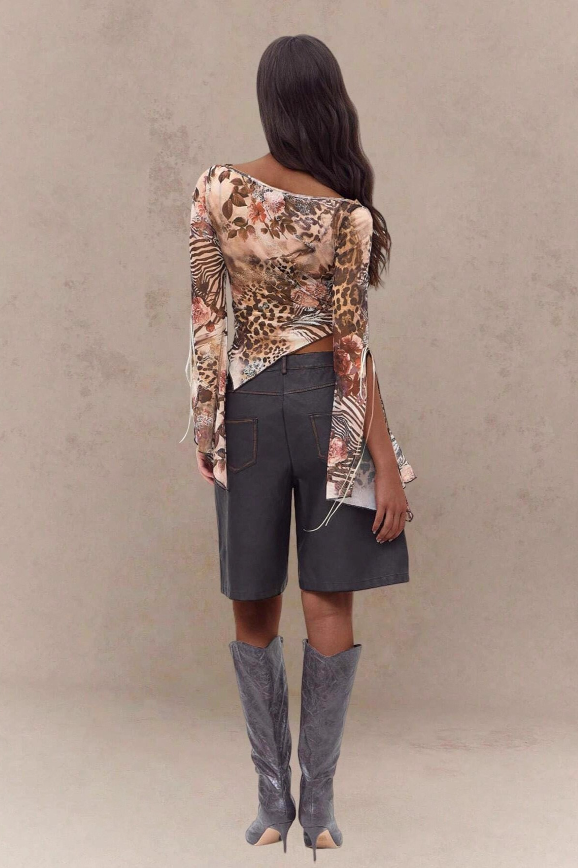 Floral Print Off Shoulder Split Flare Sleeve Crop Top