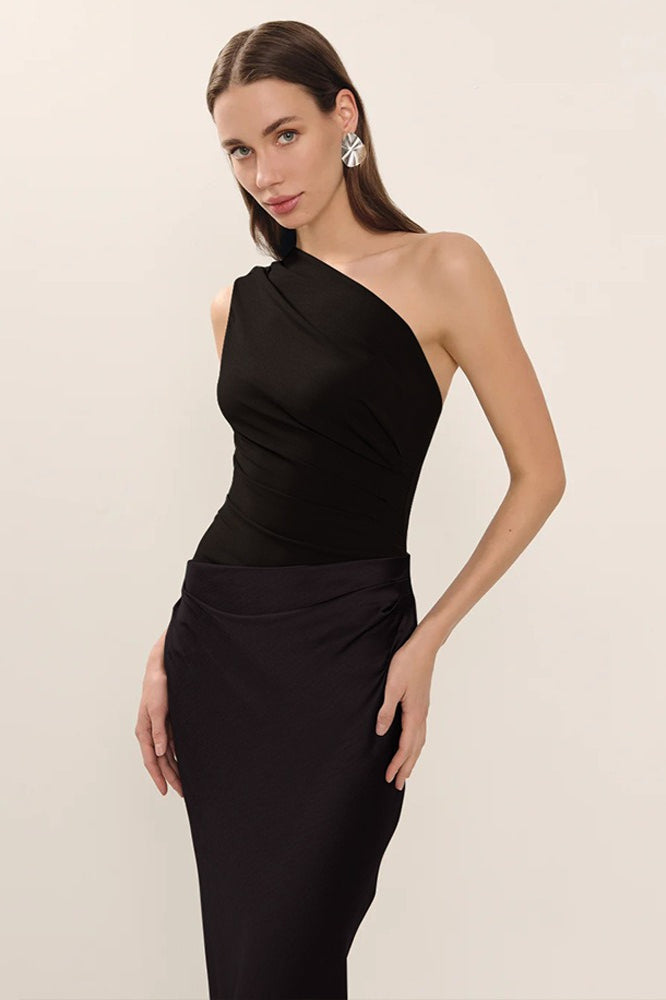Chic Asymmetric Shoulder Ruched Bodycon Cocktail Dress