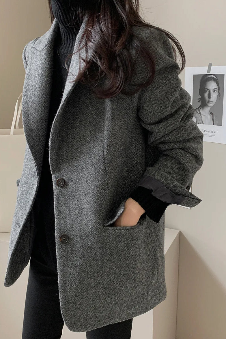Versatile Wool Casual Blazer
