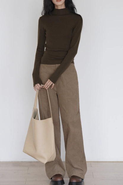 Fitted Mock Neck Knit Top