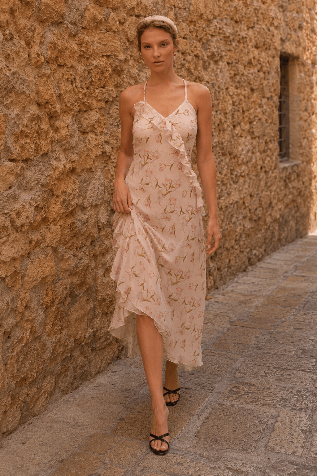 Strap Backless Ruffle Floral Dress