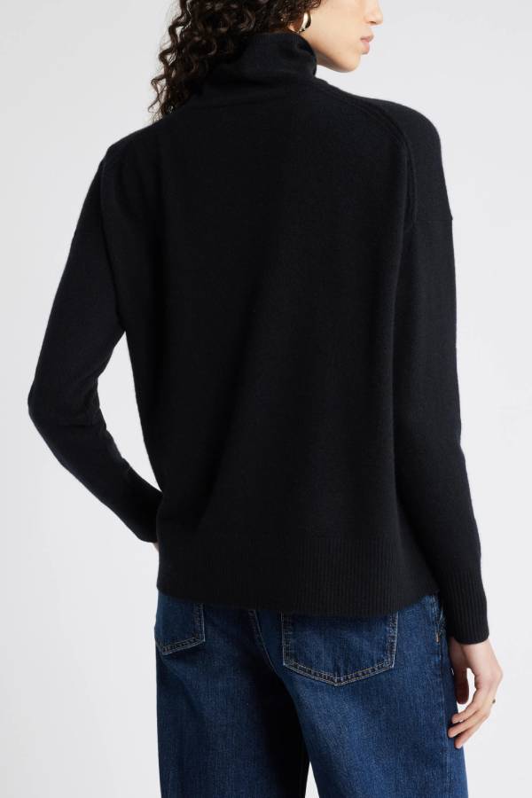Oversize Cashmere Turtleneck Sweater