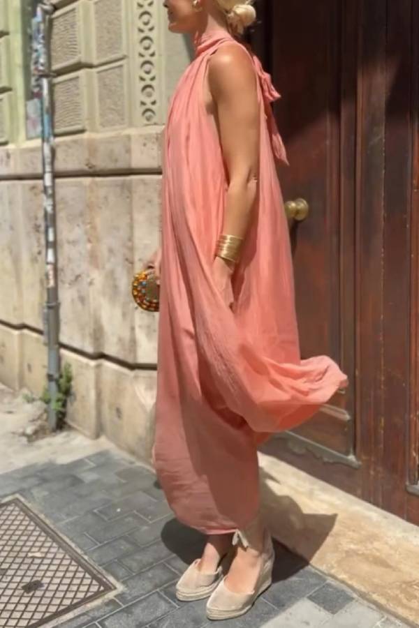Halter Neck Pleated Loose-fitting Vacation Maxi Dress