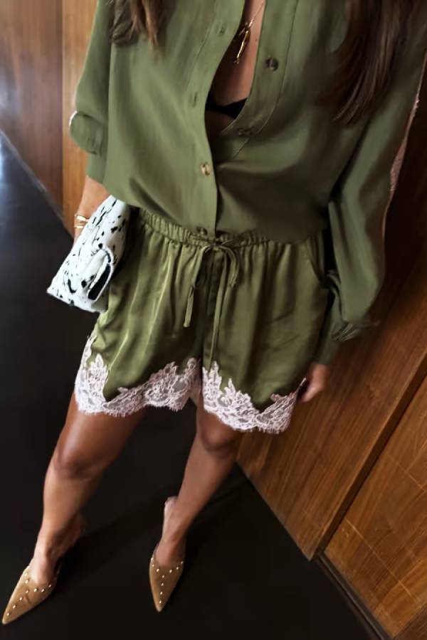 Eye-catching Work Contrast Color Lace Trim Button Up Long Sleeve Loose Blouse