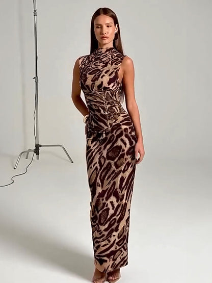 Bold Curve Leopard Allure Two Sets
