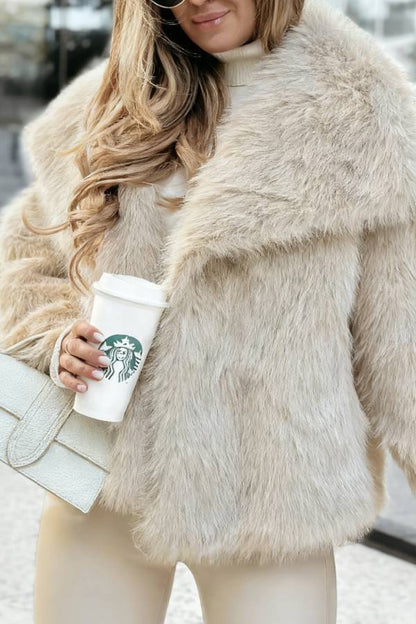 Short Bear Elegance fur coat