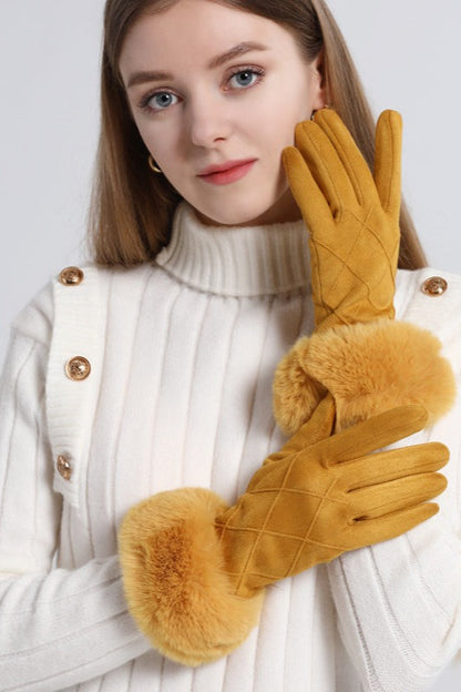 Fleece Lined Checkered Touchscreen Gloves