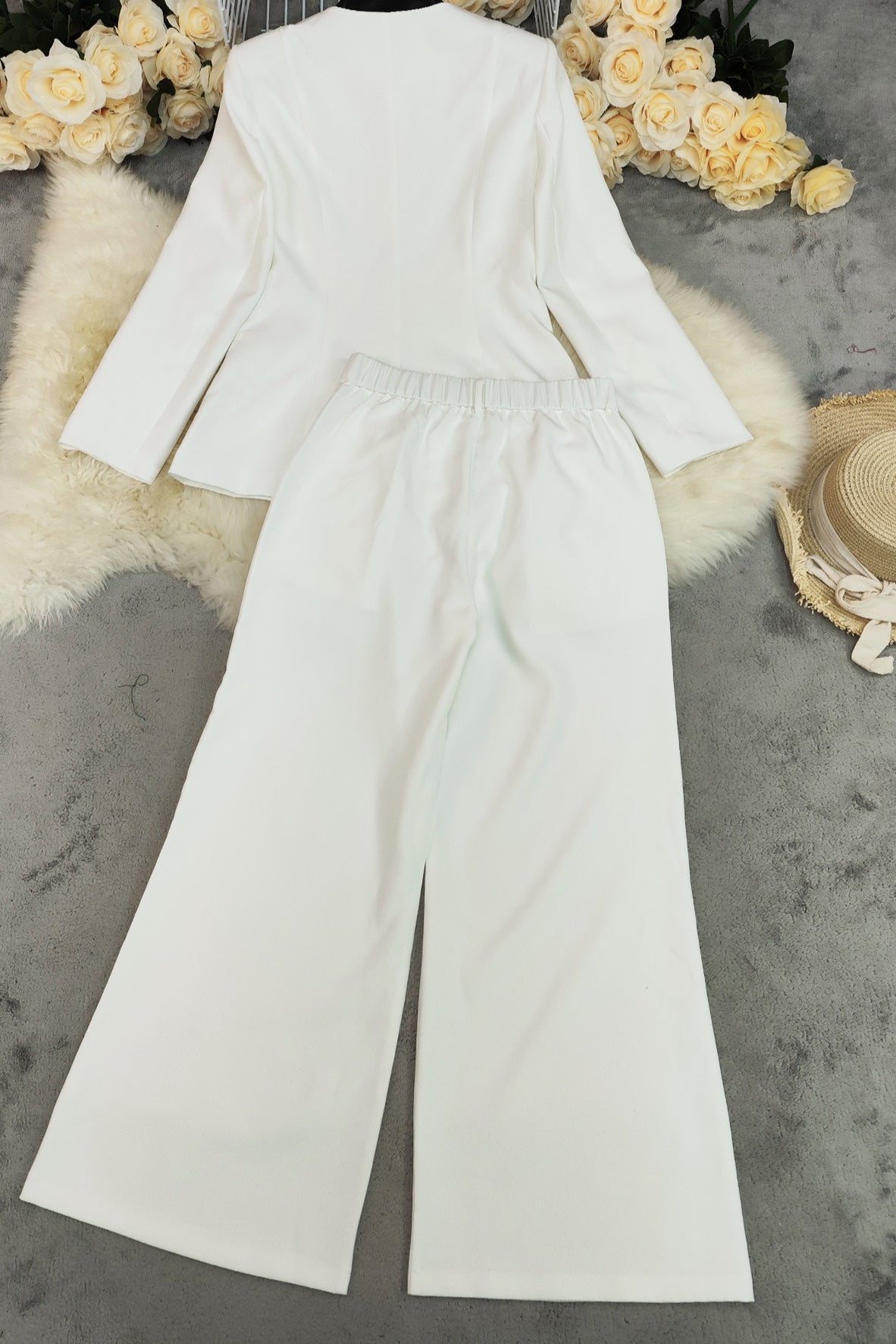 Relaxed White Two Piece Blazer Pants Set