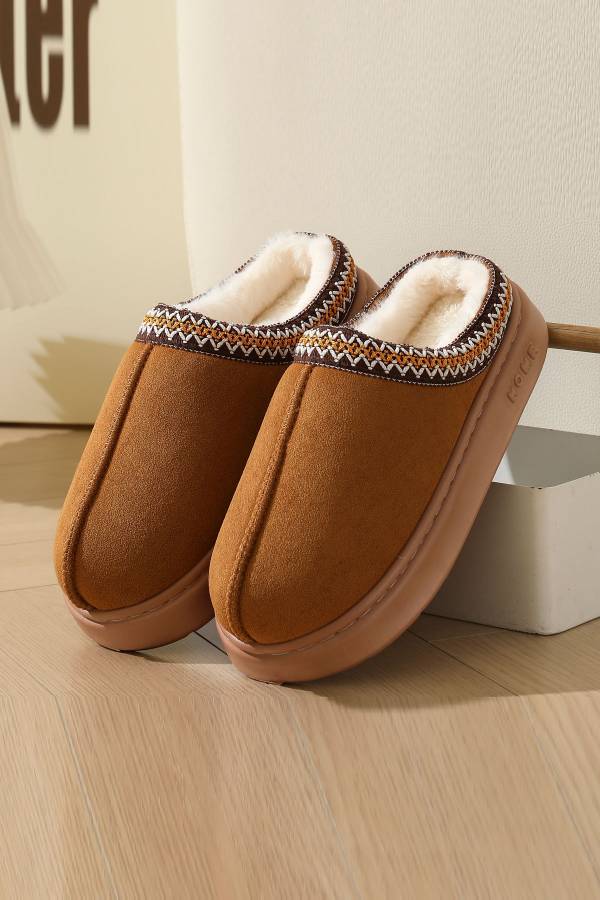 Plush platform warm slippers