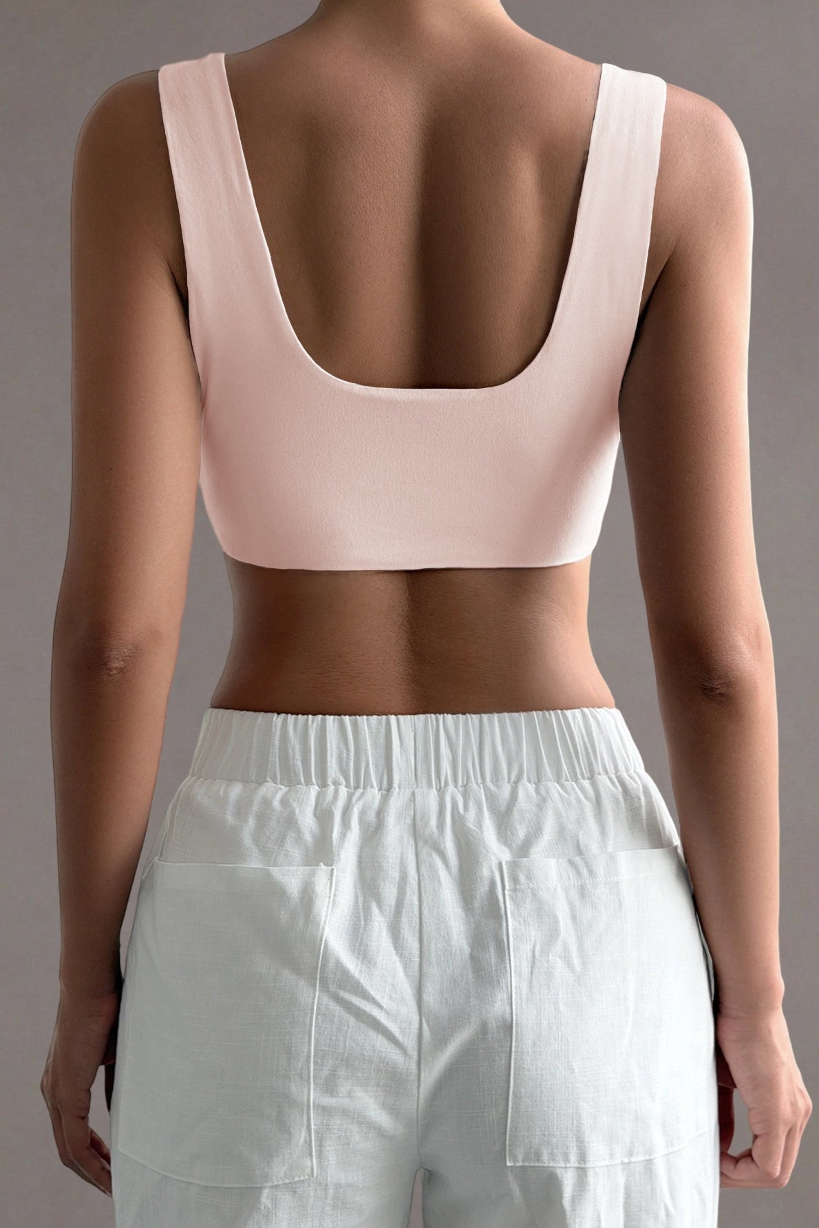 Minimalist Solid U‑Neck Spaghetti Strap Tank Top