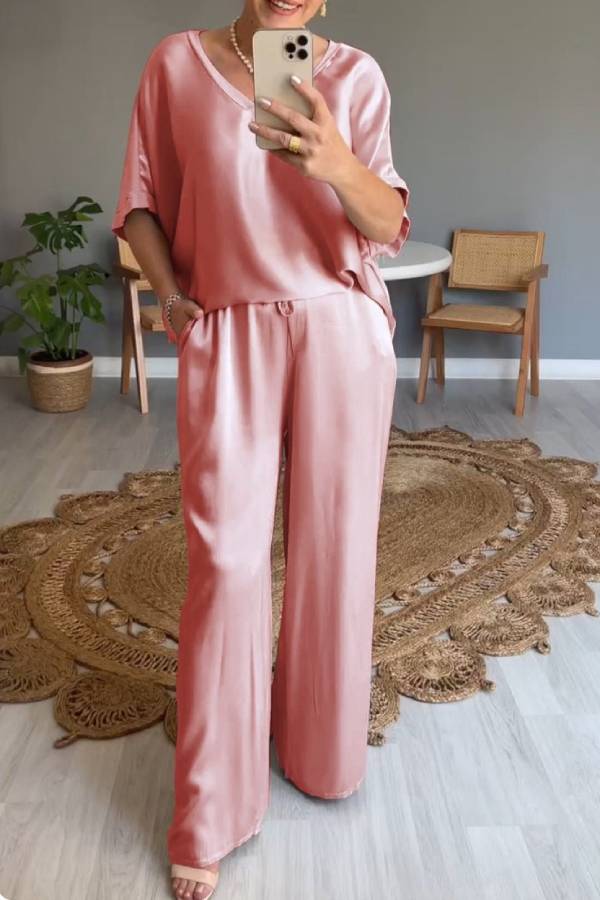 Solid color mercerized V-neck casual suit