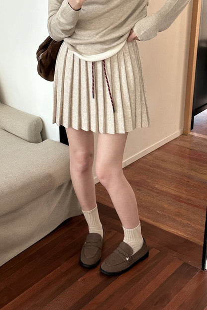 Pleated Knit Mini Skirt