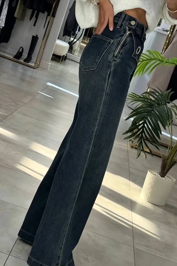 Uniquely Designed Denim High Rise Irregular Metal Ring Design Pocket Wide Leg Jeans