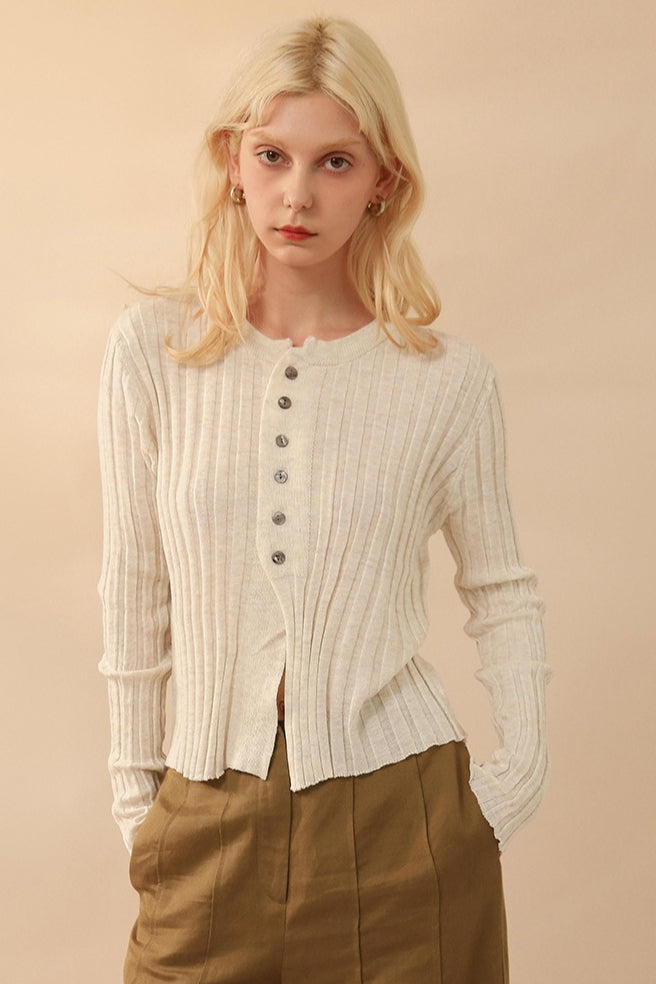 Slim Wool Crop Cardigan
