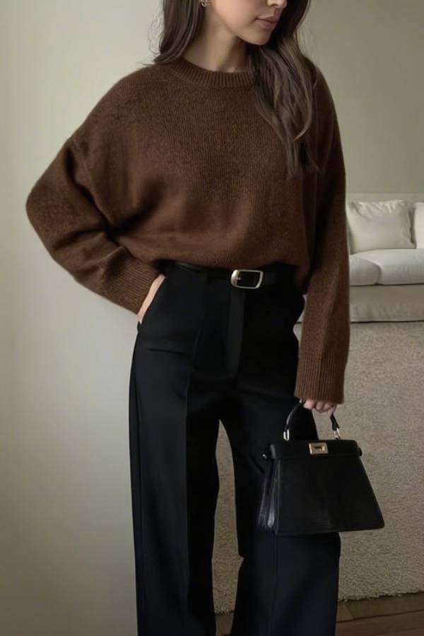 Loose-fitting casual long-sleeved top